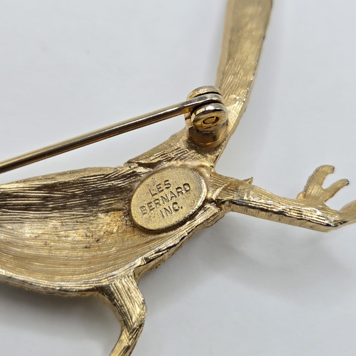 Vintage LES BERNARD Roadrunner gold tone rhinestones Brooch pin
