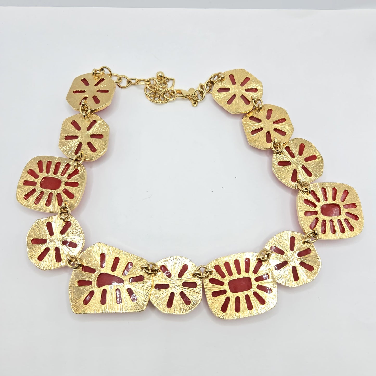 Vintage KJL Kenneth Jay Lane Red Lucite Modernist gold tone designer runway necklace