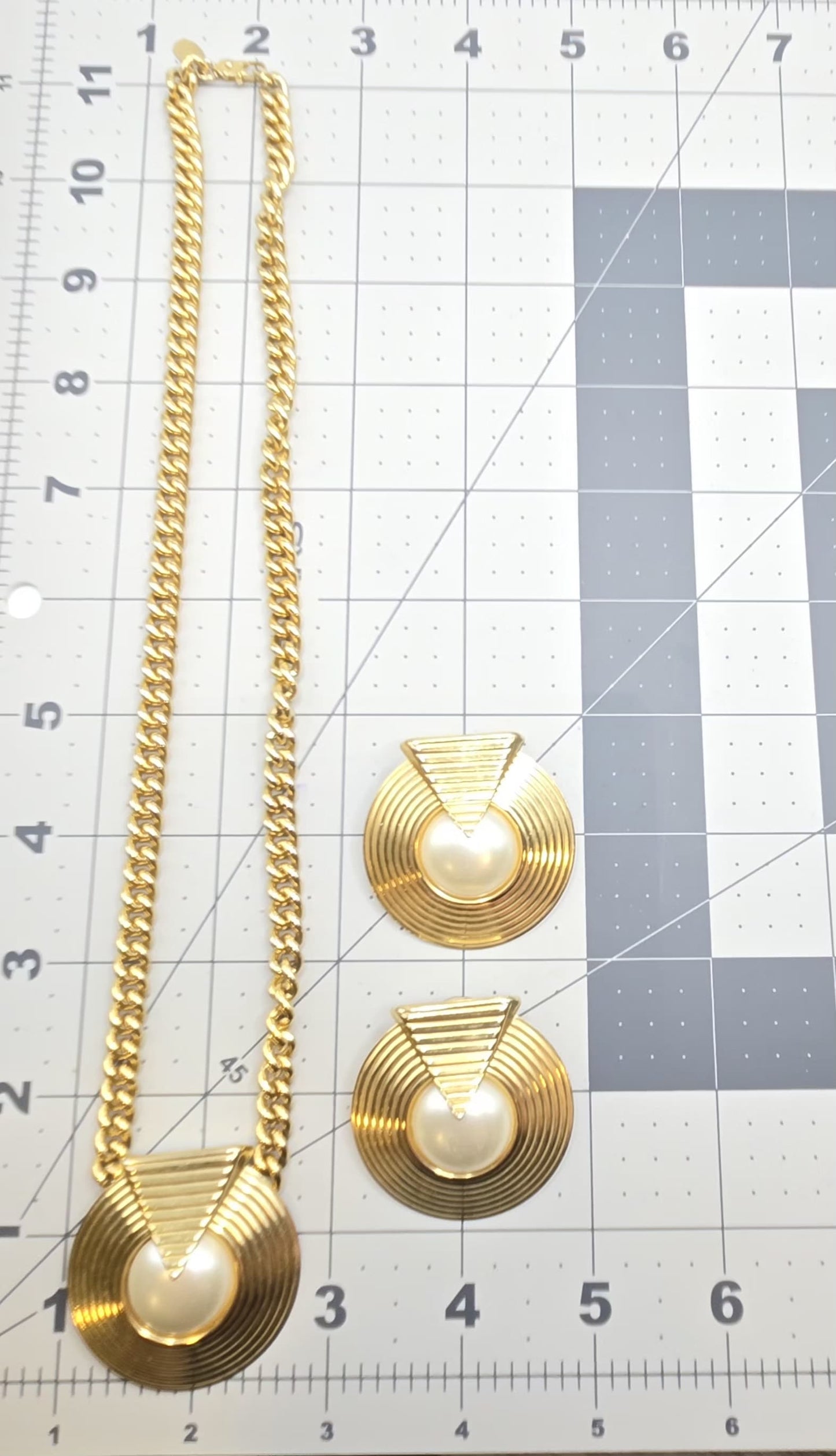 Vintage PARK LANE Cleopatra Faux Pearl gold tone chain necklace and earrings set designer runway