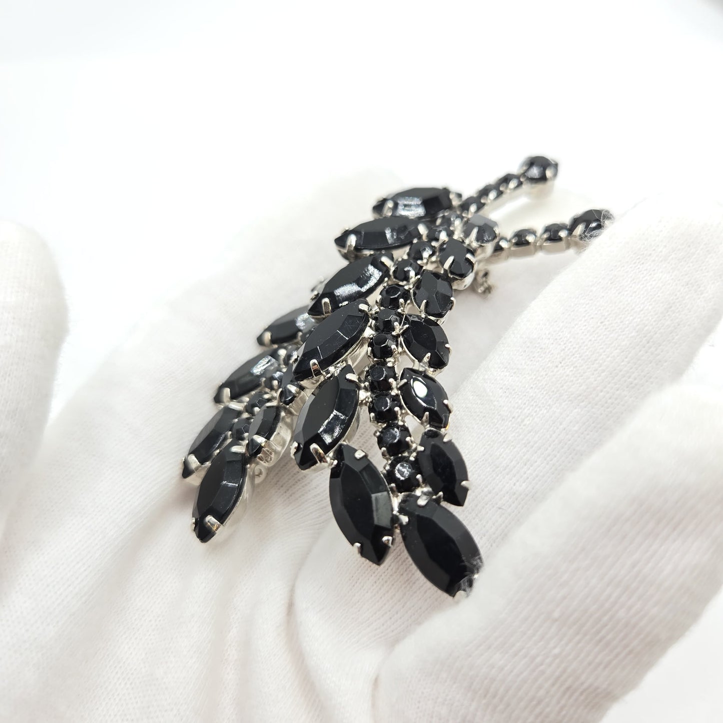 Vintage WEISS Black Navettes Rhinestones Silver tone Brooch Pin and Clip on Earrings set
