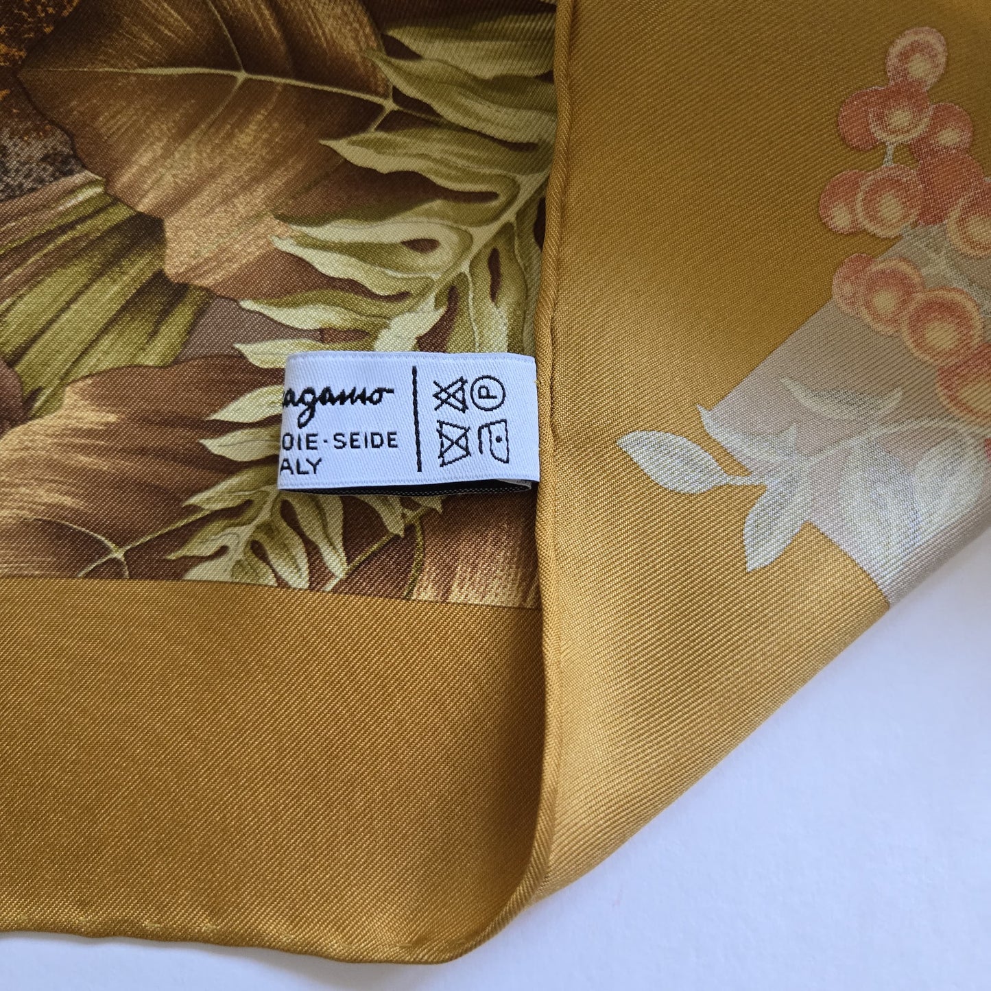 Vintage SALVATORE FERRAGAMO Silk Scarf fall woodland, fox, birds, hunt 34x34