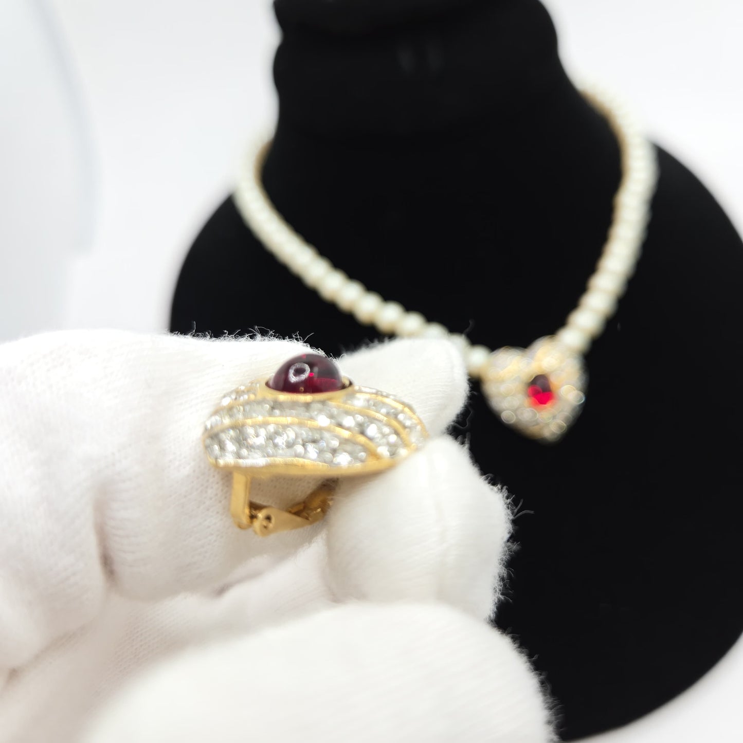 Vintage RICHELIEU Heart Gold Tone Rhinestones Red Jelly Belly Cabochon Faux Pearls Necklace and Earrings Set