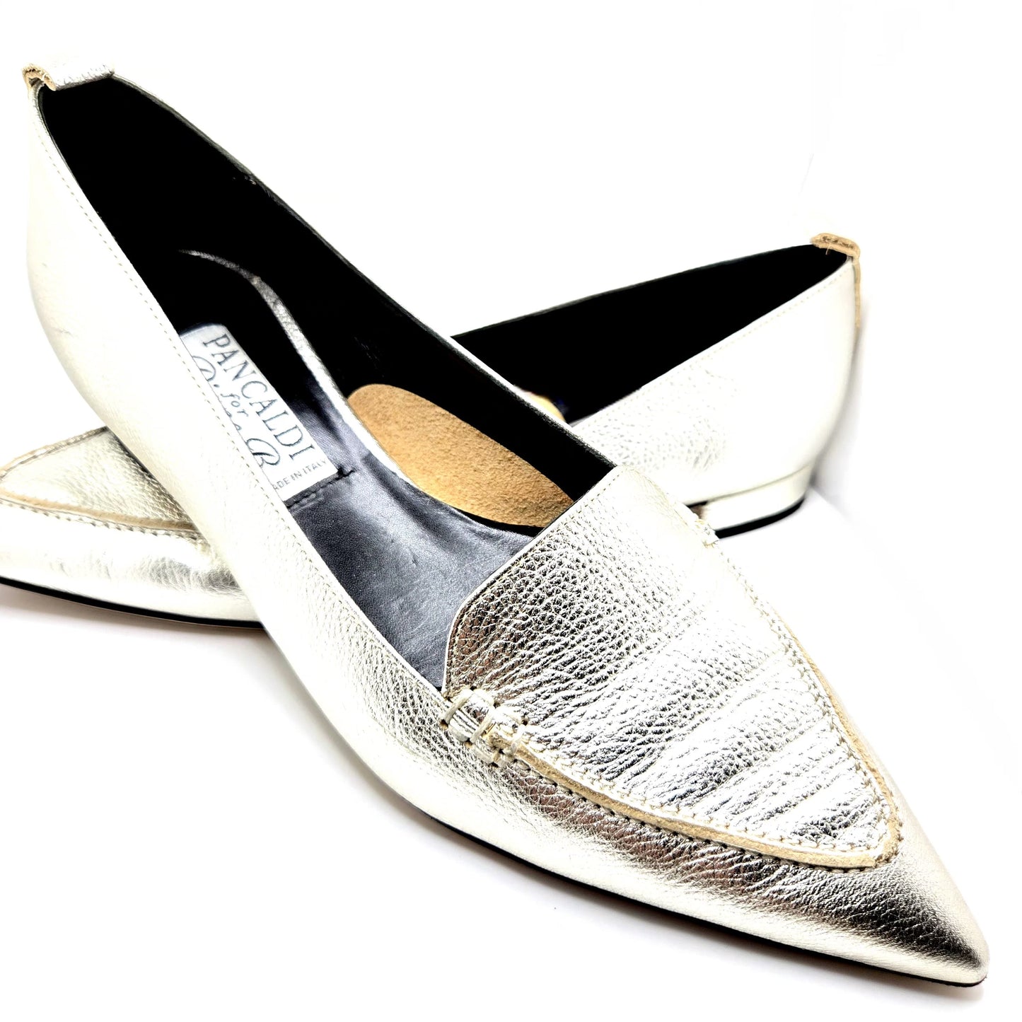 PANCALDI FOR DIANE B Silver Pebbled Pointed-Toe Leather Loafers Shoes Size 39.5