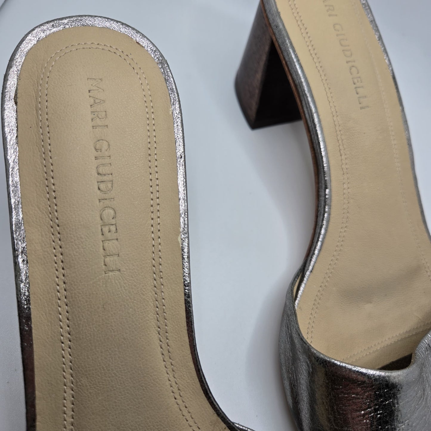 MARI GIUDICELLI  Carmen Silver Leather Sandals Size 40