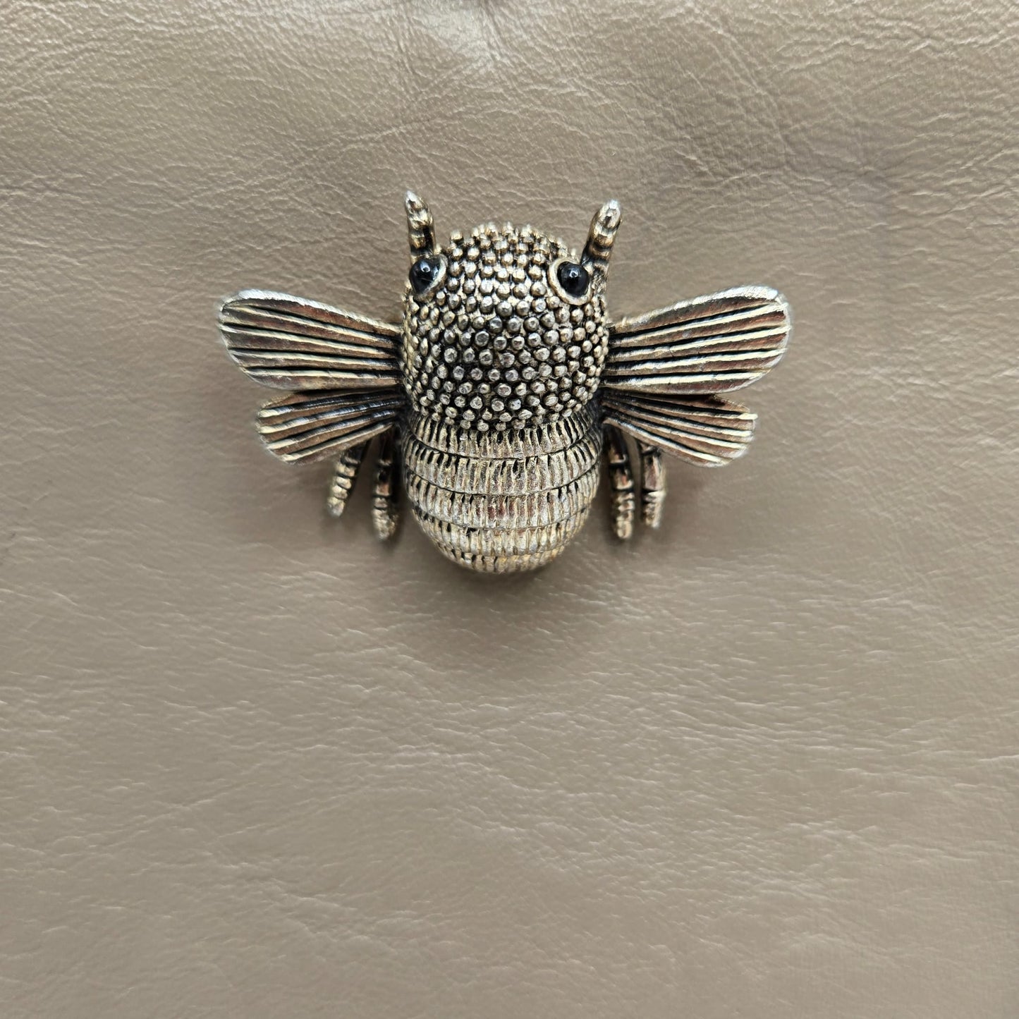 Vintage ETRA grey-brown leather clutch bag with antique silver shoulder chain and bee brooch pin