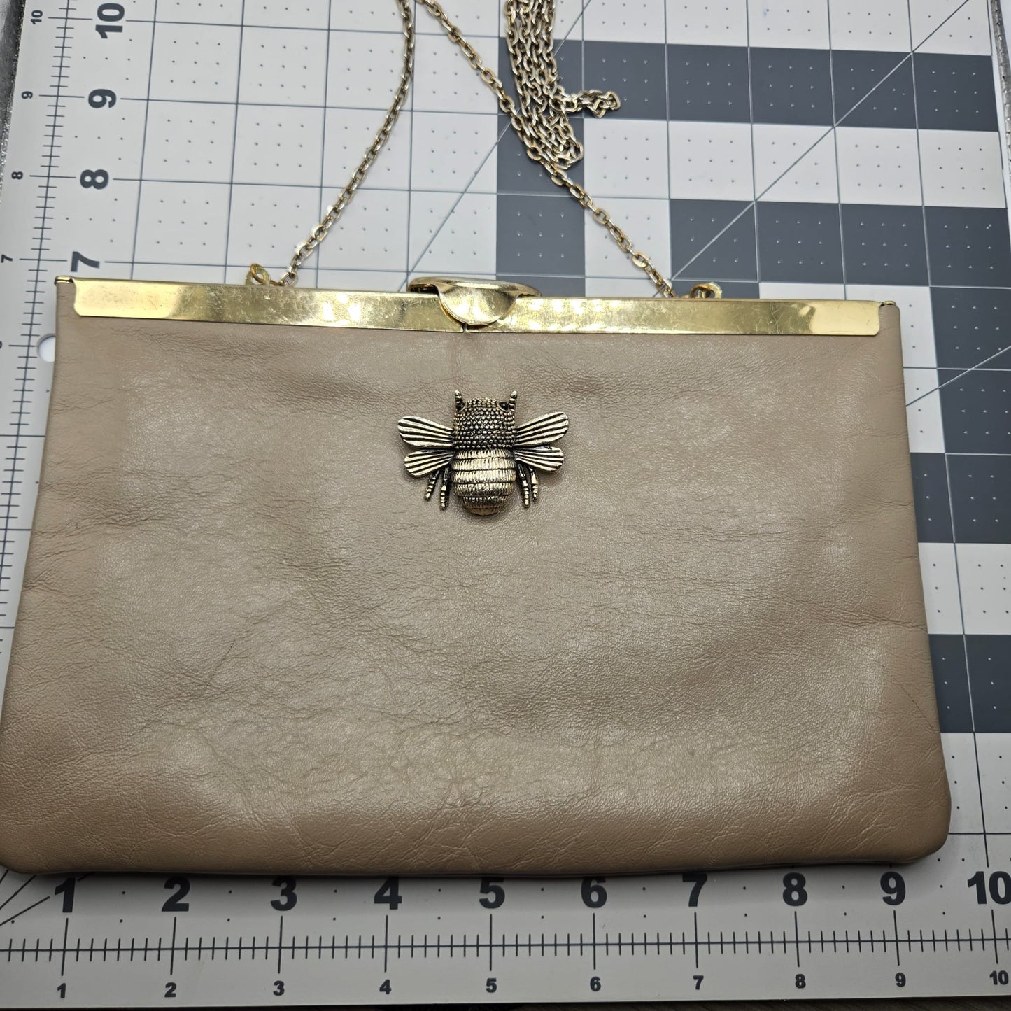 Vintage ETRA grey-brown leather clutch bag with antique silver shoulder chain and bee brooch pin