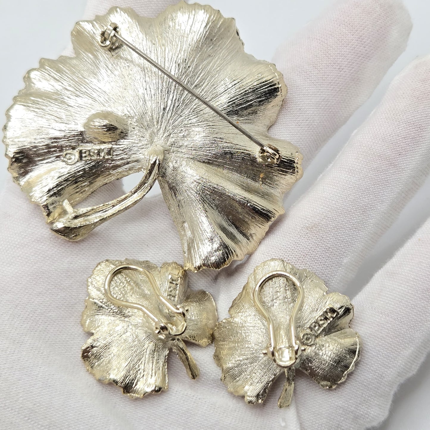 Vintage BSK Blue Rhinestone Bug Leaf Brooch Pin & Clip On Earrings Set Silver Tone