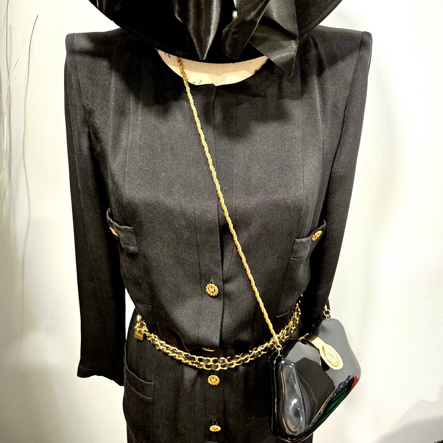 Vintage LE-ANN Black Lucite Hard Clutch with Gold-Tone Shoulder Chain & Rhinestone Accents Evening Purse