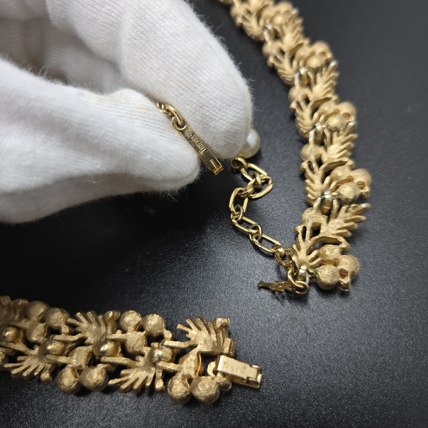 Vintage Very Rare TRIFARI Leaves Rhinestone Faux Pearl Brushed Gold-Tone Necklace, Bracelet & Brooch Pin Set