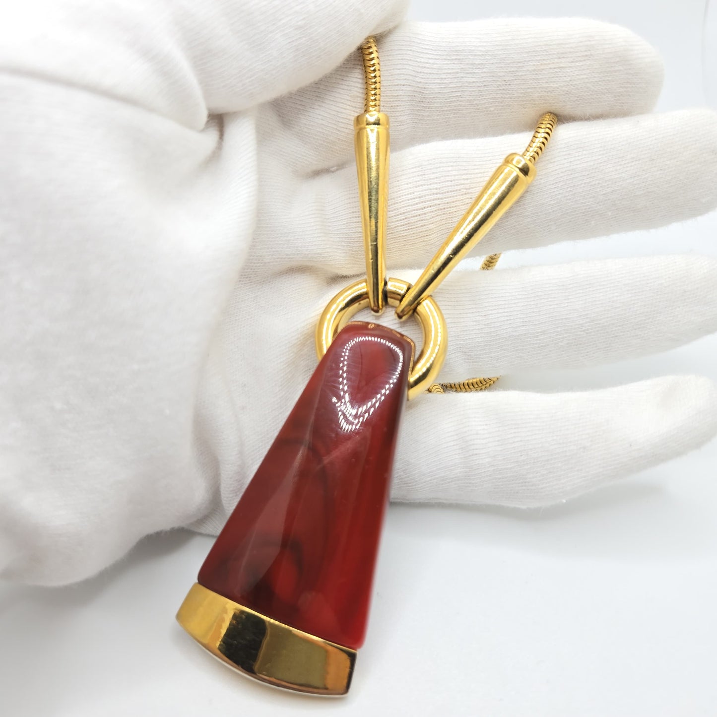 Vintage Crown Trifari Modernist Red Lucite Gold Tone Snake Chain Pendant Necklace