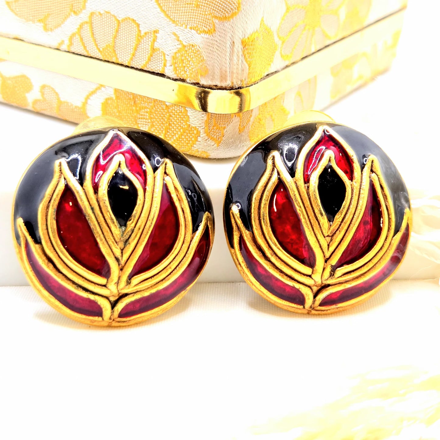 Vintage DON-LIN Round Red & Black Enamel Floral Gold Tone Earrings