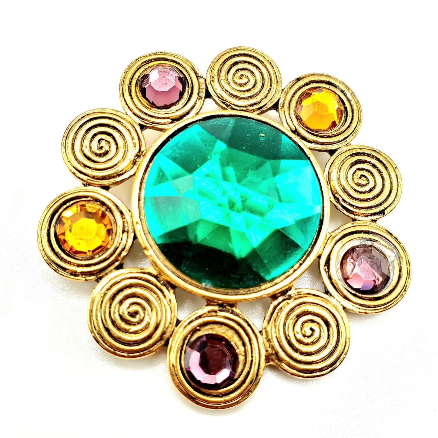 Vintage CRAFT Signed Flower Shaped Pin On Brooch