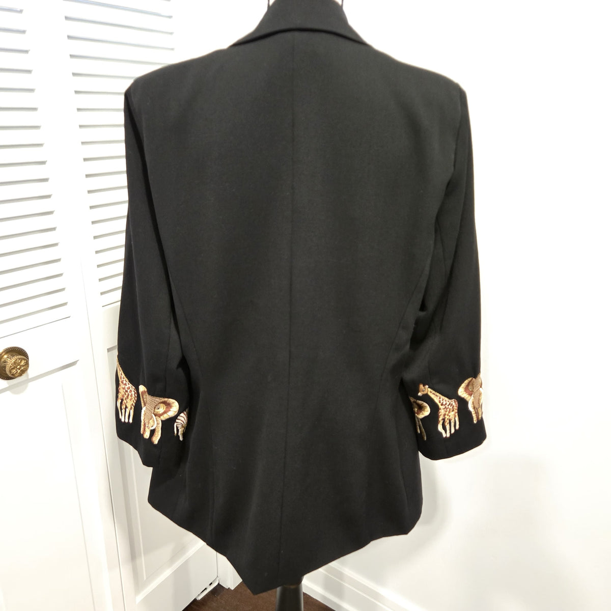 Vintage JENNA Black Wool Blazer Shoulder Pads Safari Animal Embroidered Cuffs Size 14