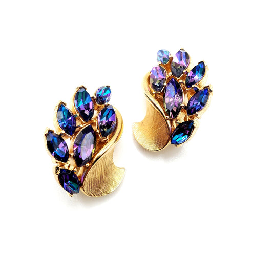 Vintage TRIFARI Crown Purple Heliotrop Glass Rhinestones Gold Tone Clip On Earrings