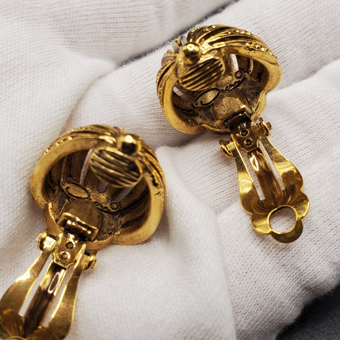 Vintage OSCAR de la RENTA Clip On Earrings