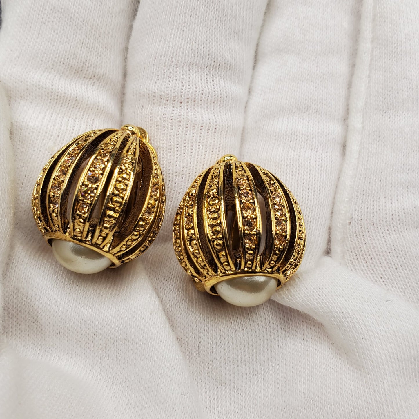 Vintage OSCAR de la RENTA Clip On Earrings