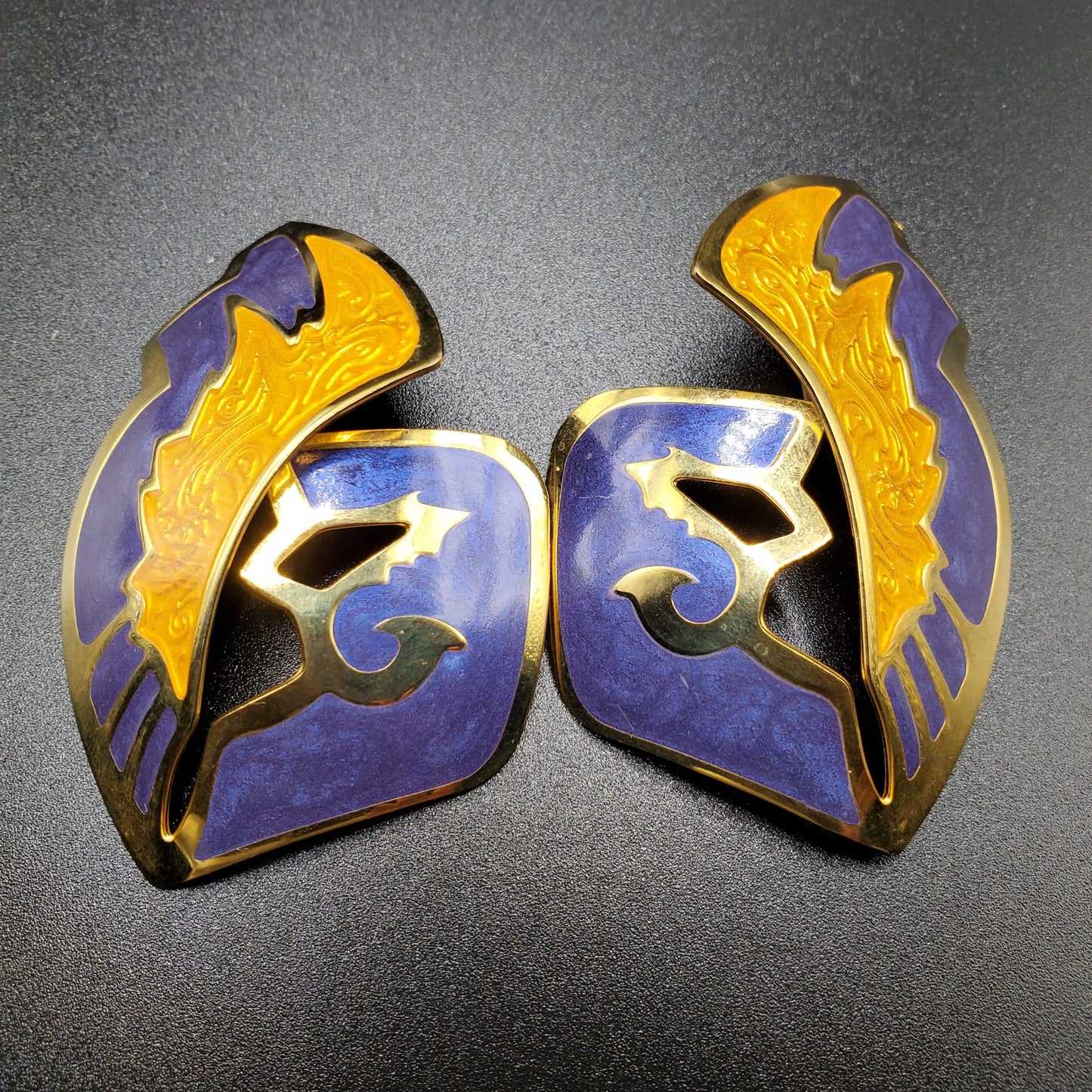 Vintage EDGAR BEREBI Gold Tone Blue Mustard Enamel Clip On Earrings