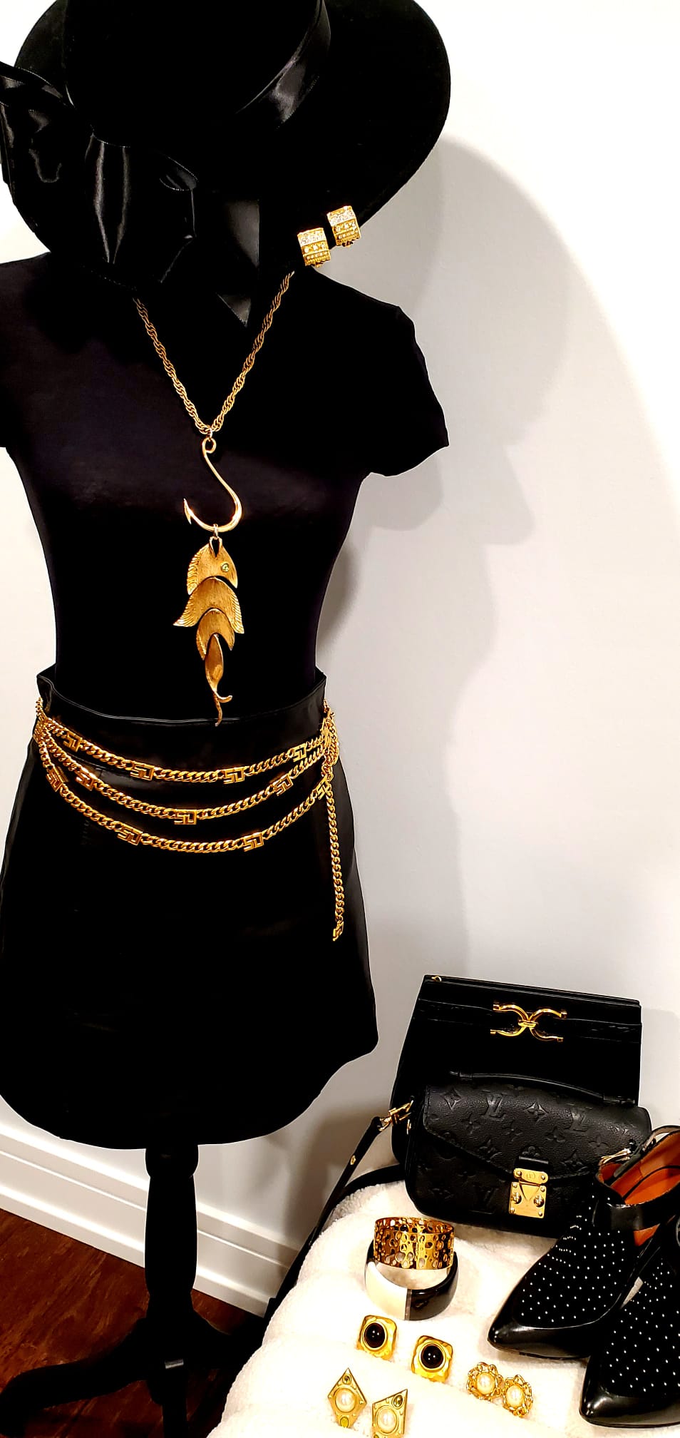 Vintage ST JOHN SJ Logo Designer Runway Layered Gold Tone Chain Belt/Necklace