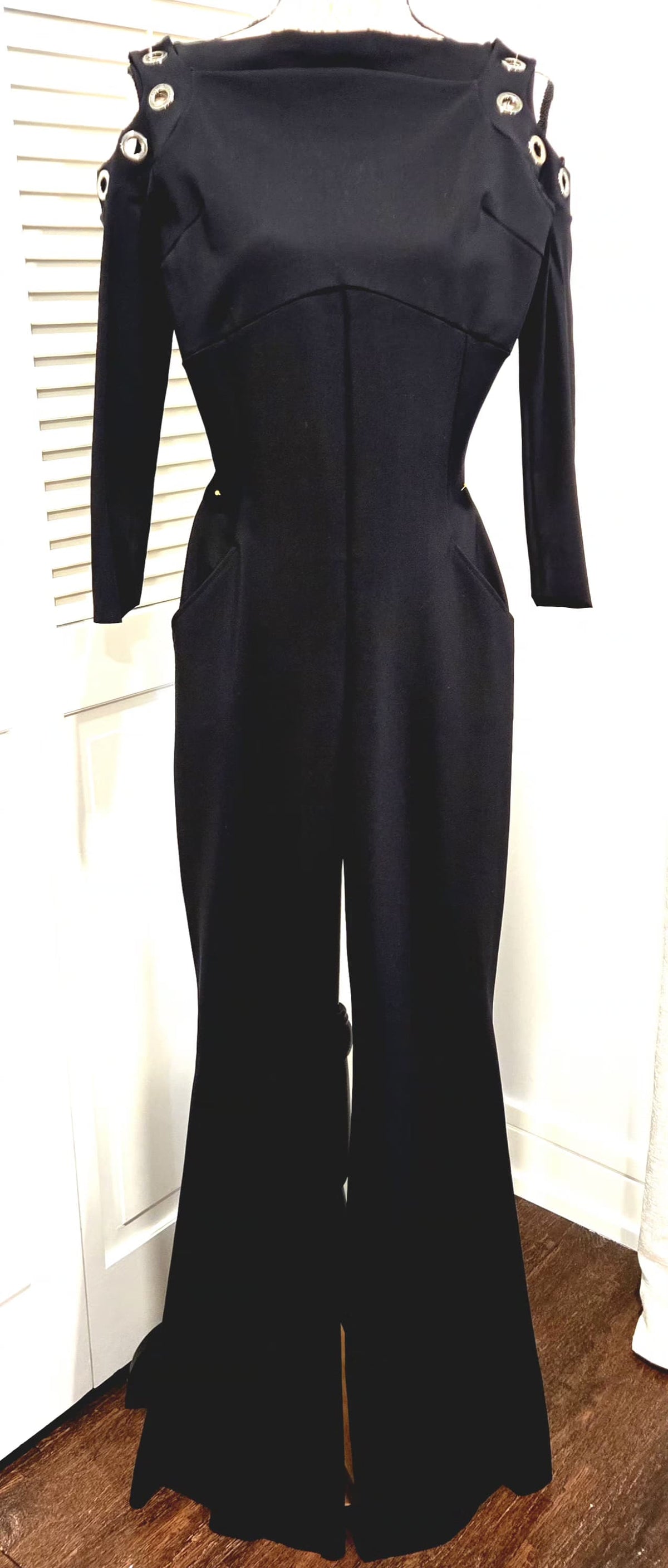 La Petite Robe di Chiara Boni Maya Black Grommet Cold Shoulder Jumpsuit Size 38