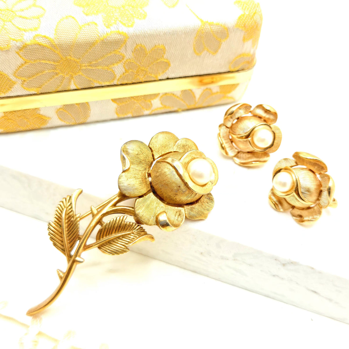 Vintage Trifari Crown Rose Flower Gold Tone Faux Pearl Brooch Pin Clip On Earrings Set
