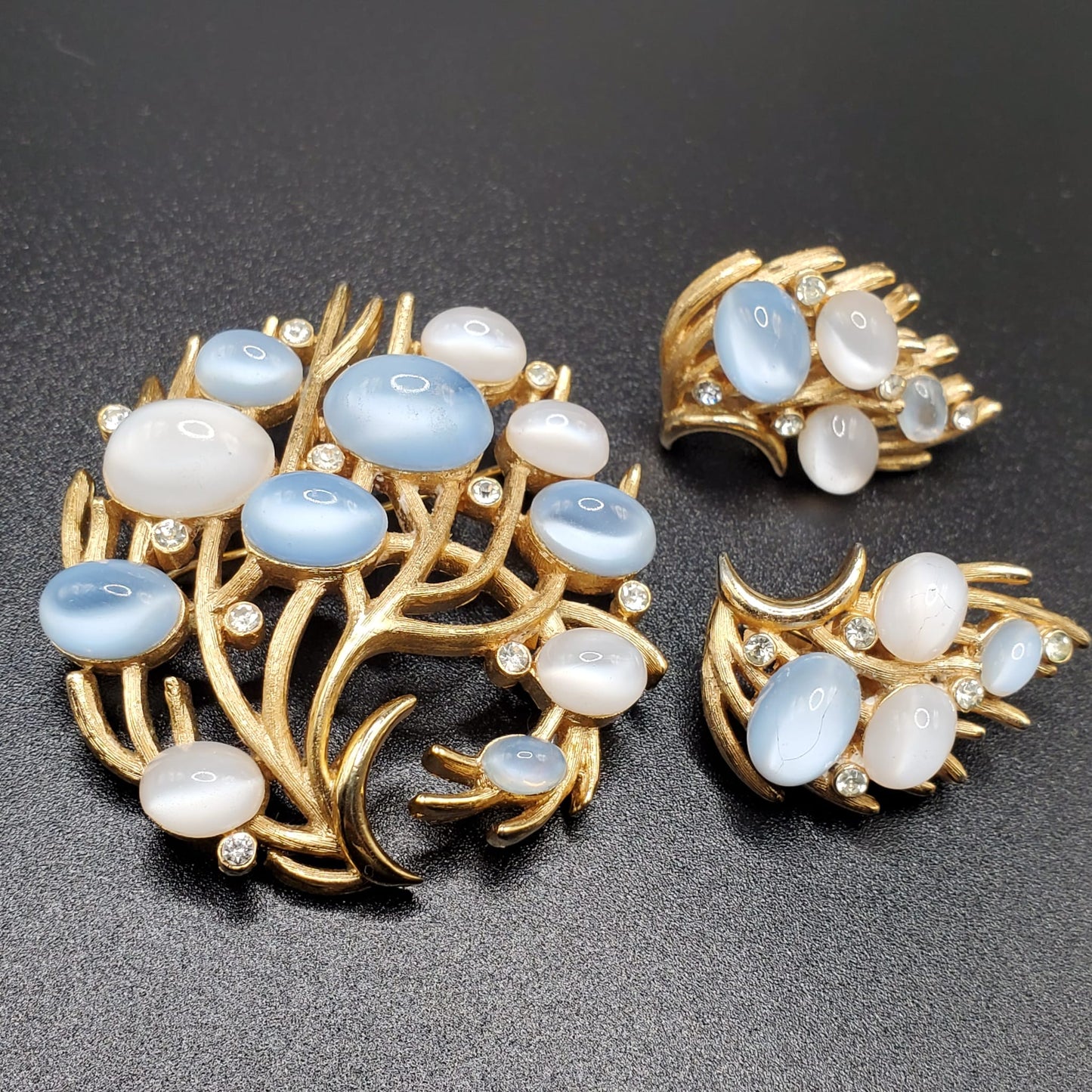 Vintage TRIFARI “Under the Sea” Alfred Philippe Moonstone Brooch Pin and Clip on Earrings Set