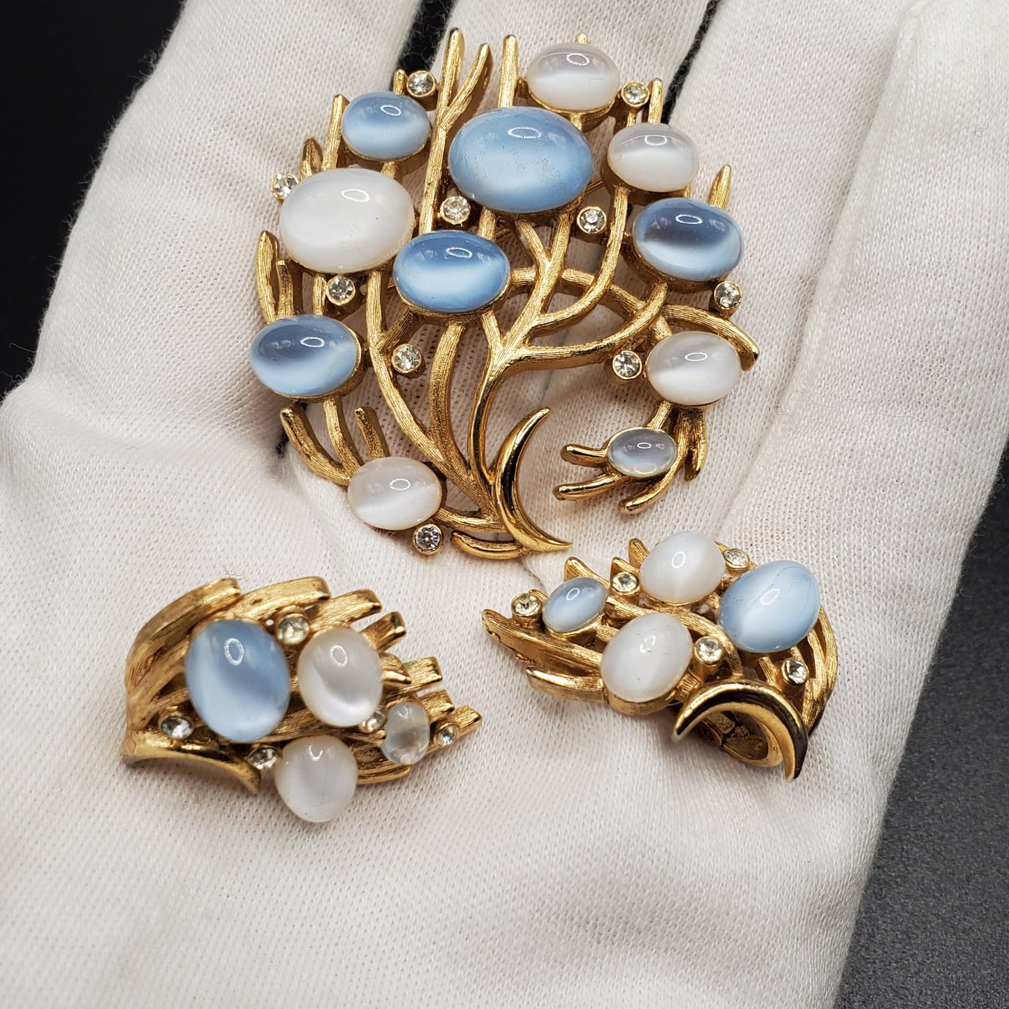 Vintage TRIFARI “Under the Sea” Alfred Philippe Moonstone Brooch Pin and Clip on Earrings Set