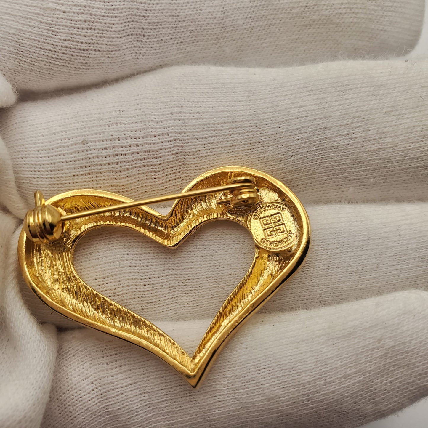 Vintage GIVENCHY Signed Heart Red Rhinestone Gold Tone Brooch Pin