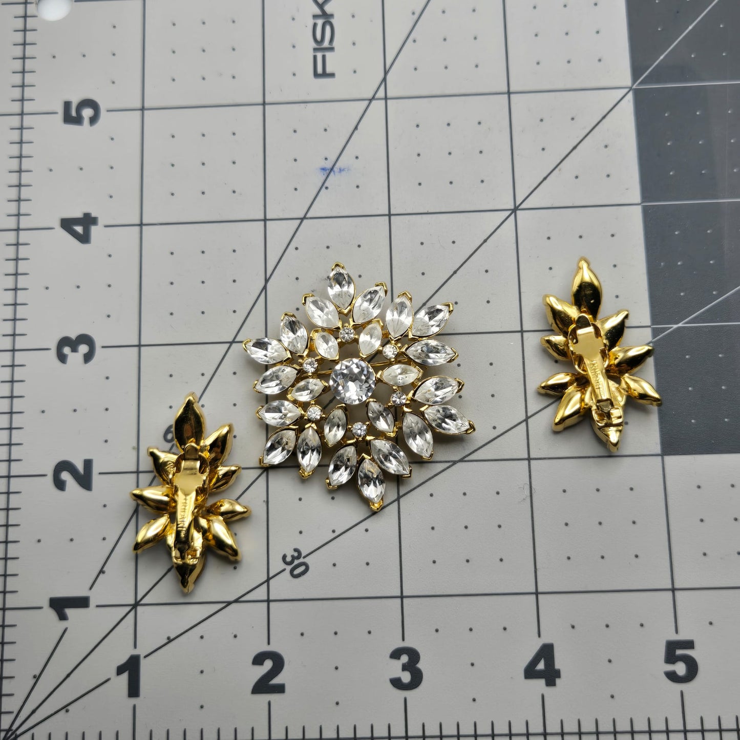 Vintage TRIFARI TM Brooch Pin and Clip on Earrings Set