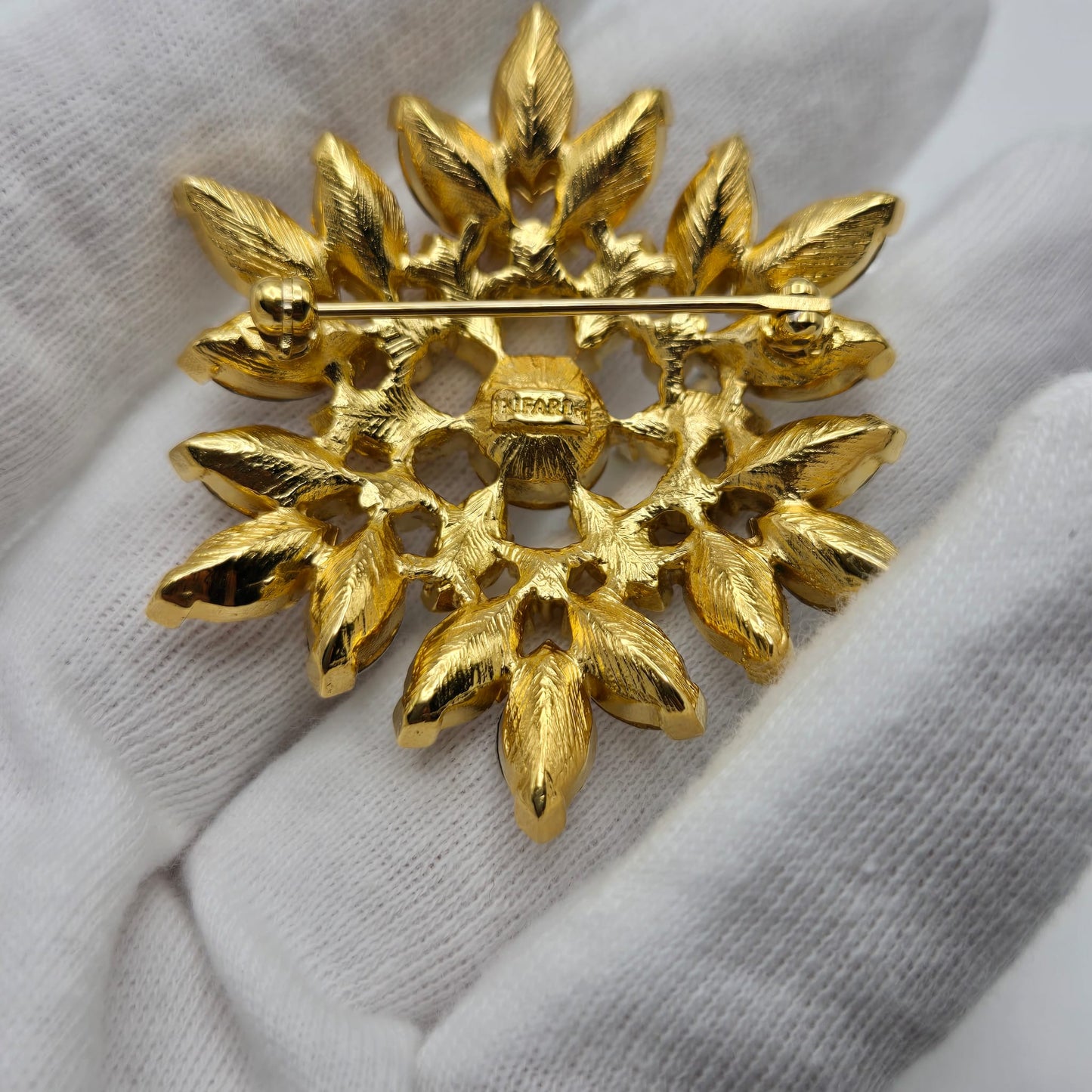 Vintage TRIFARI TM Brooch Pin and Clip on Earrings Set