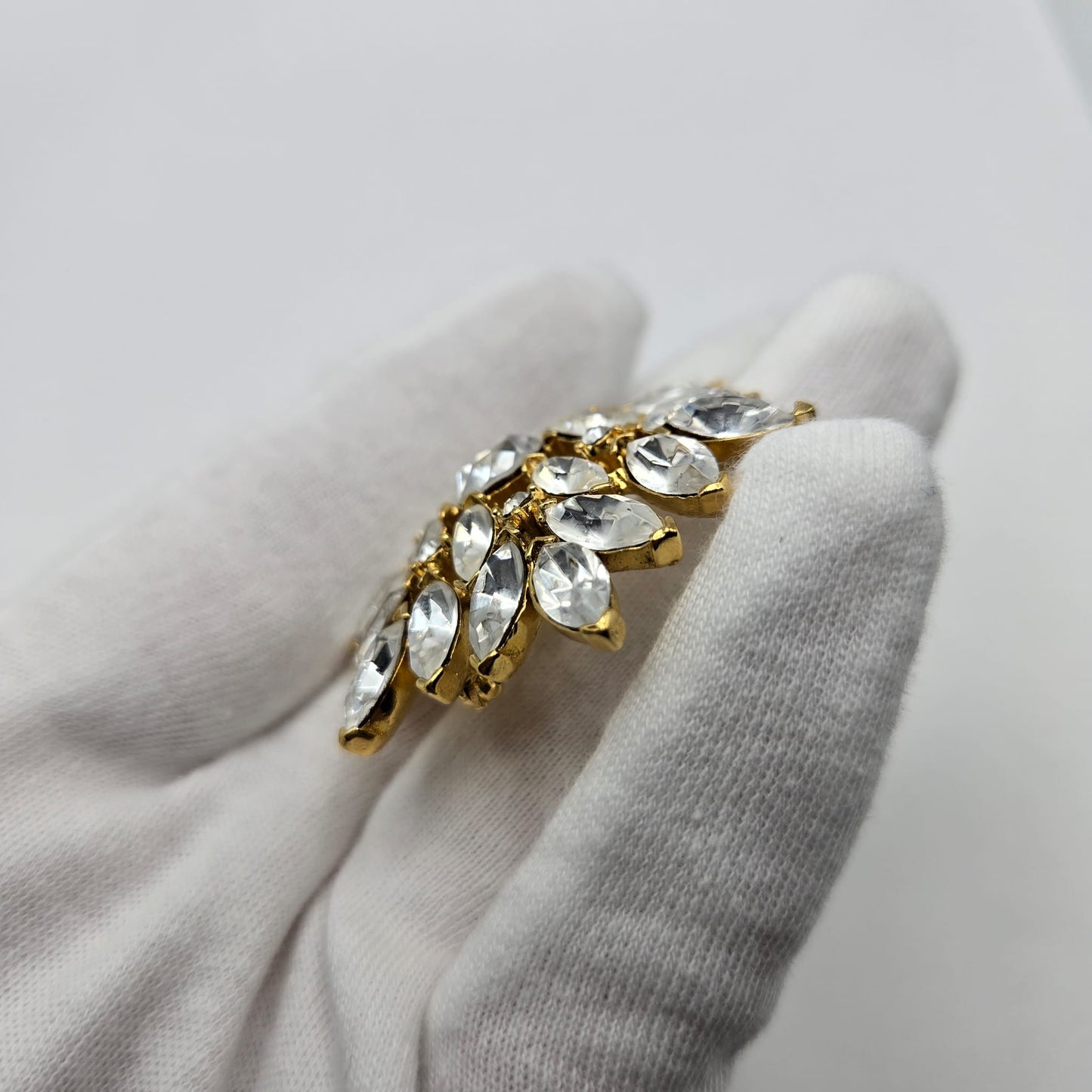 Vintage TRIFARI TM Brooch Pin and Clip on Earrings Set