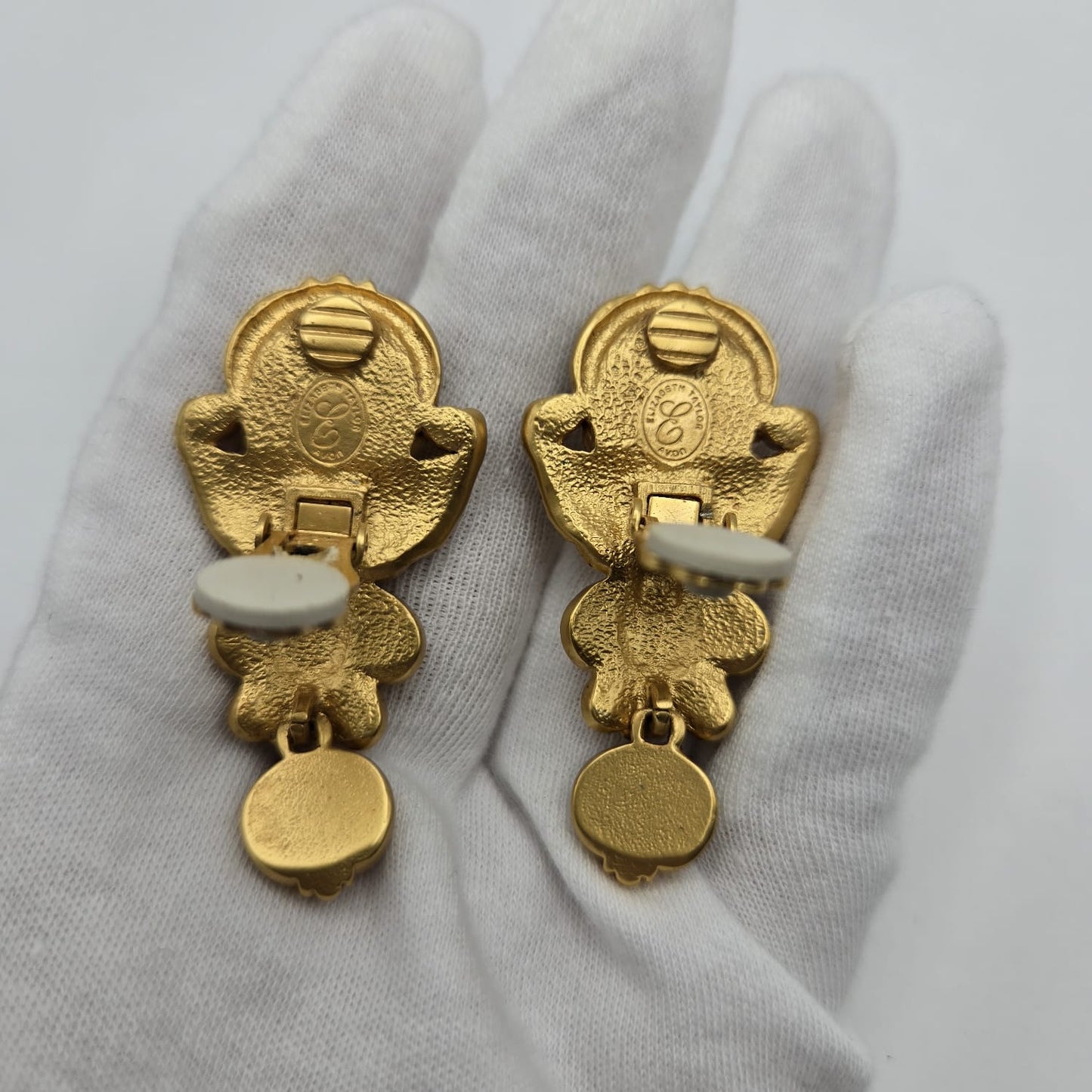 Vintage ELIZABETH TAYLOR For AVON Gilded Age Style Cherub Gold Tone Dangle Clip on Earrings