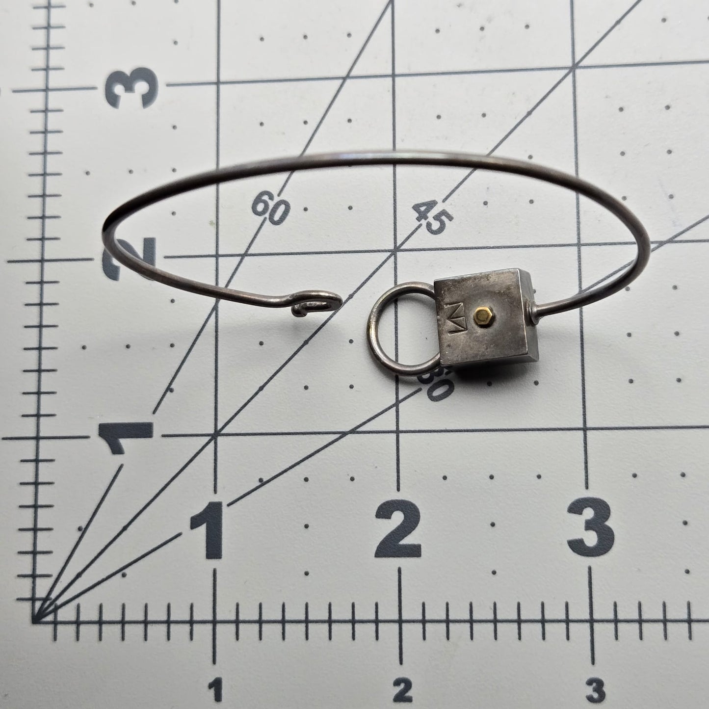 THOMAS MANN Signed Heart in a Box Wire Bracelet