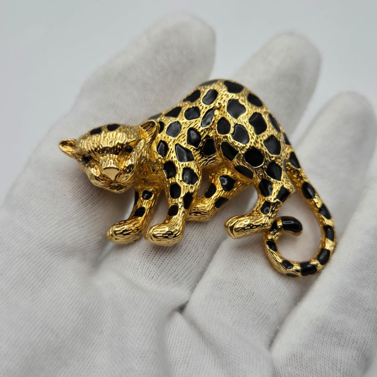 Vintage JOMAZ Joseph Mazer Gold Tone Black Enameled Jaguar Leopard Cat Pendant/Pin Brooch