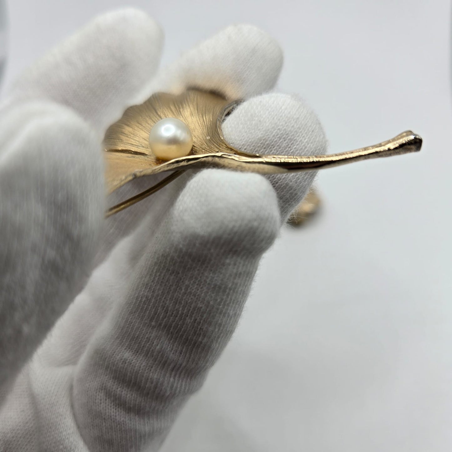 Vintage NAPIER STERLING Signed Ginkgo Leaf, Faux Pearl, Gold Tone Brooch pin and Clip on Earrings Set