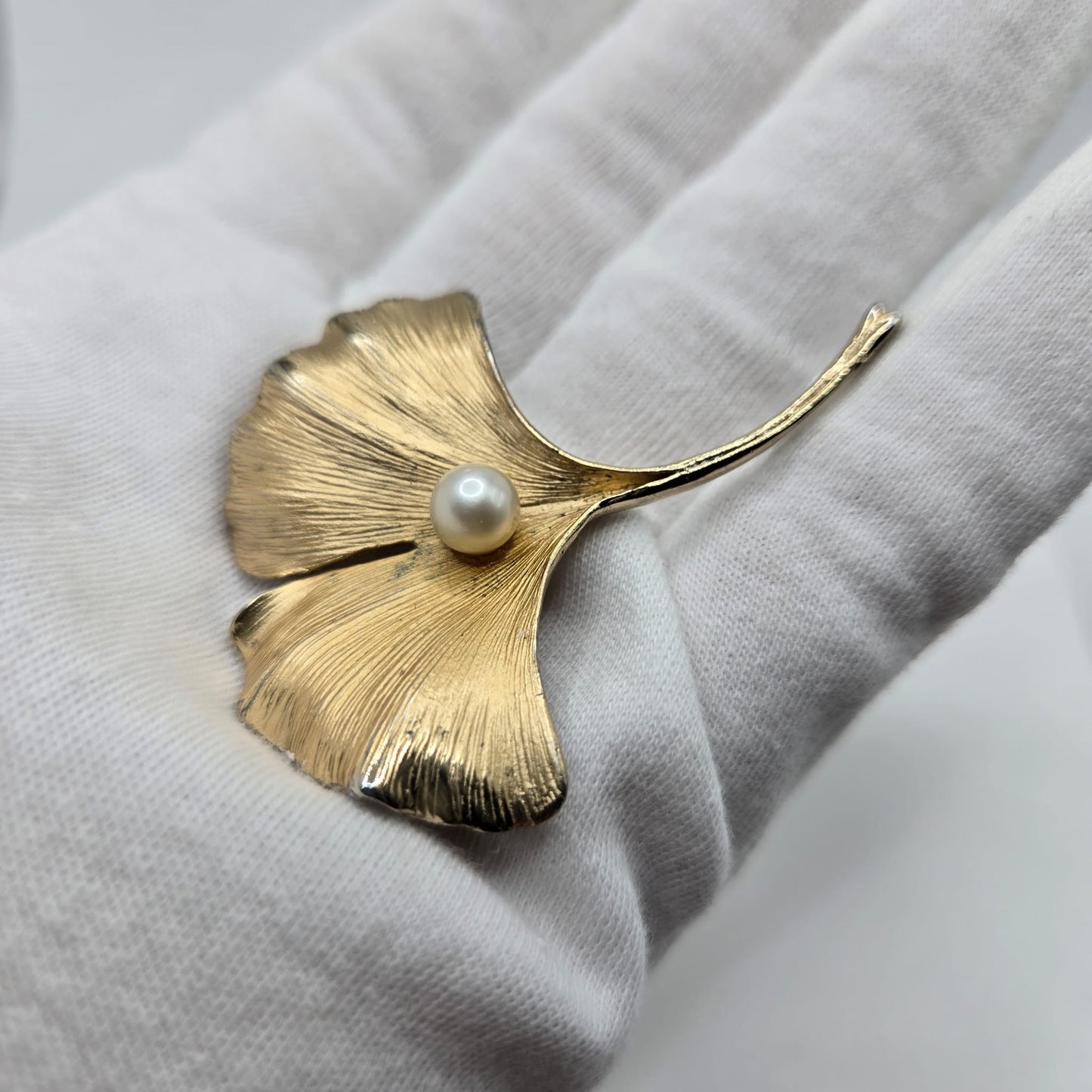 Vintage NAPIER STERLING Signed Ginkgo Leaf, Faux Pearl, Gold Tone Brooch pin and Clip on Earrings Set