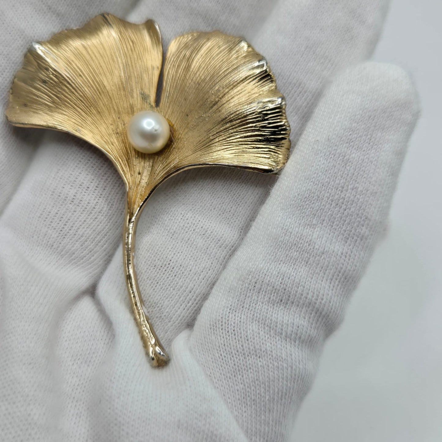 Vintage NAPIER STERLING Signed Ginkgo Leaf, Faux Pearl, Gold Tone Brooch pin and Clip on Earrings Set