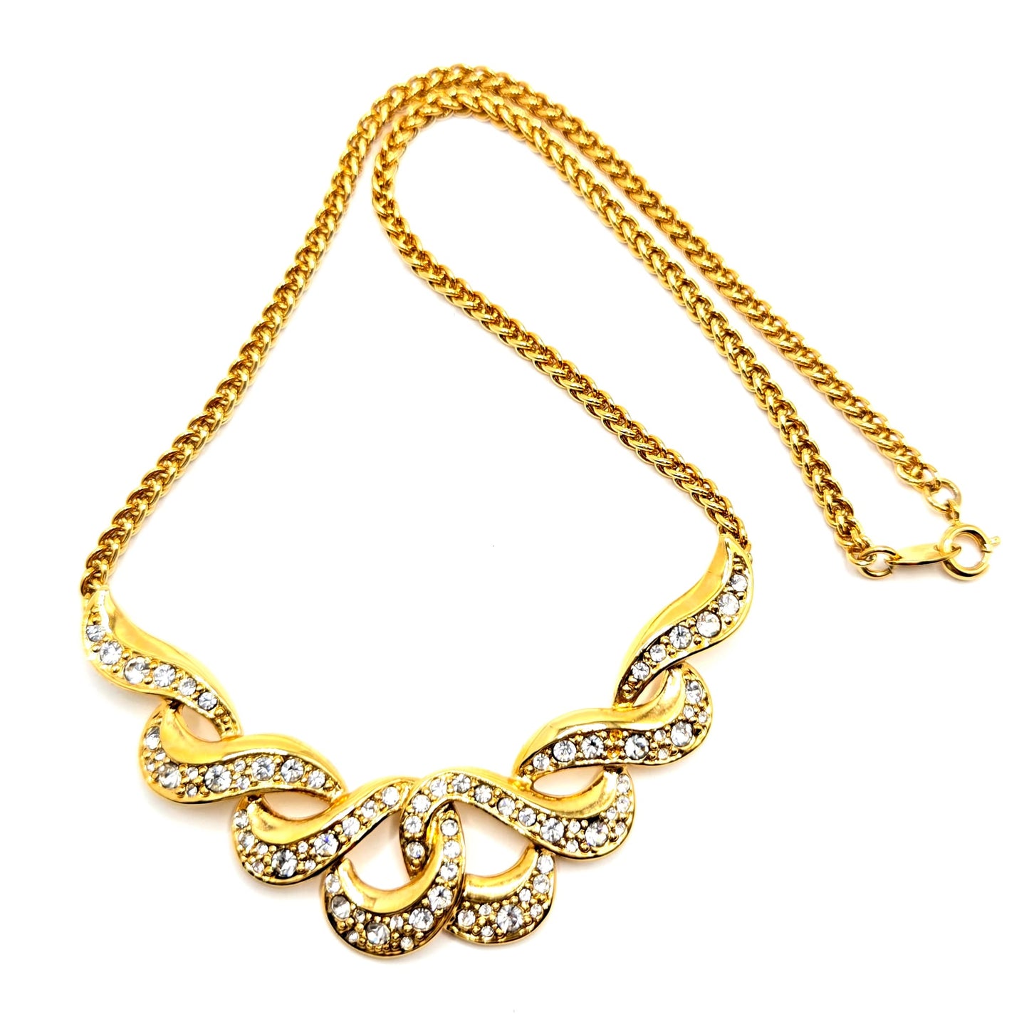 Vintage TRIFARI TM Rhinestones Gold Tone Necklace