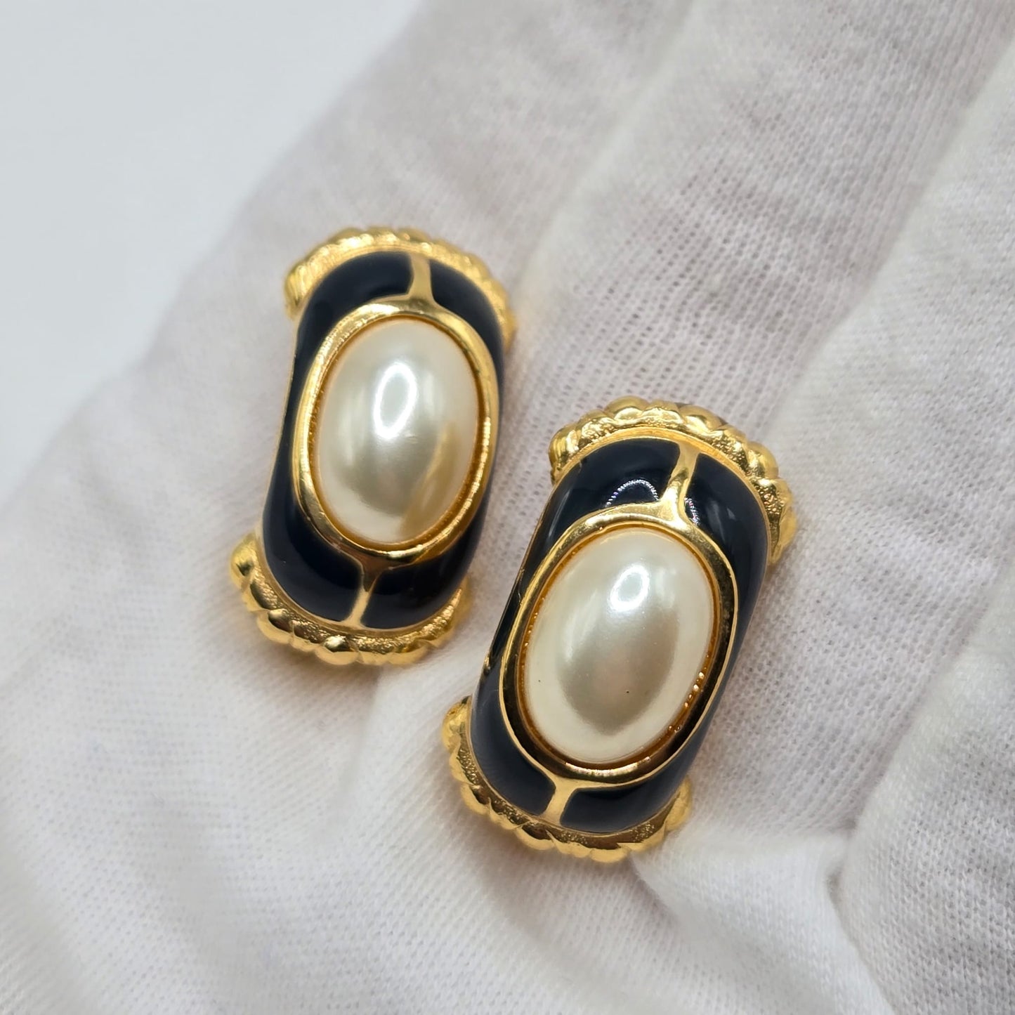 Vintage BURBERRY Navy Blue Enamel Clip Earrings with Faux Pearl, gold tone