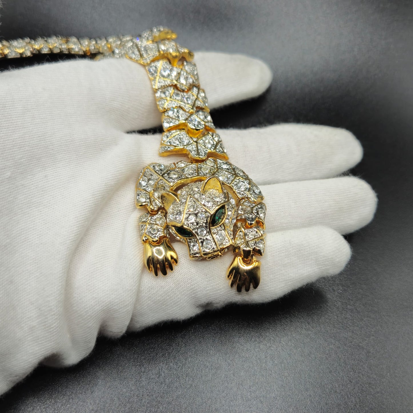 Vintage Articulating Panther Pave Rhinestone Chunky green eyes Cat Tiger  Cheetah Animal Figural Gold Tone Statement Jaguar Runway 80s Bracelet RARE