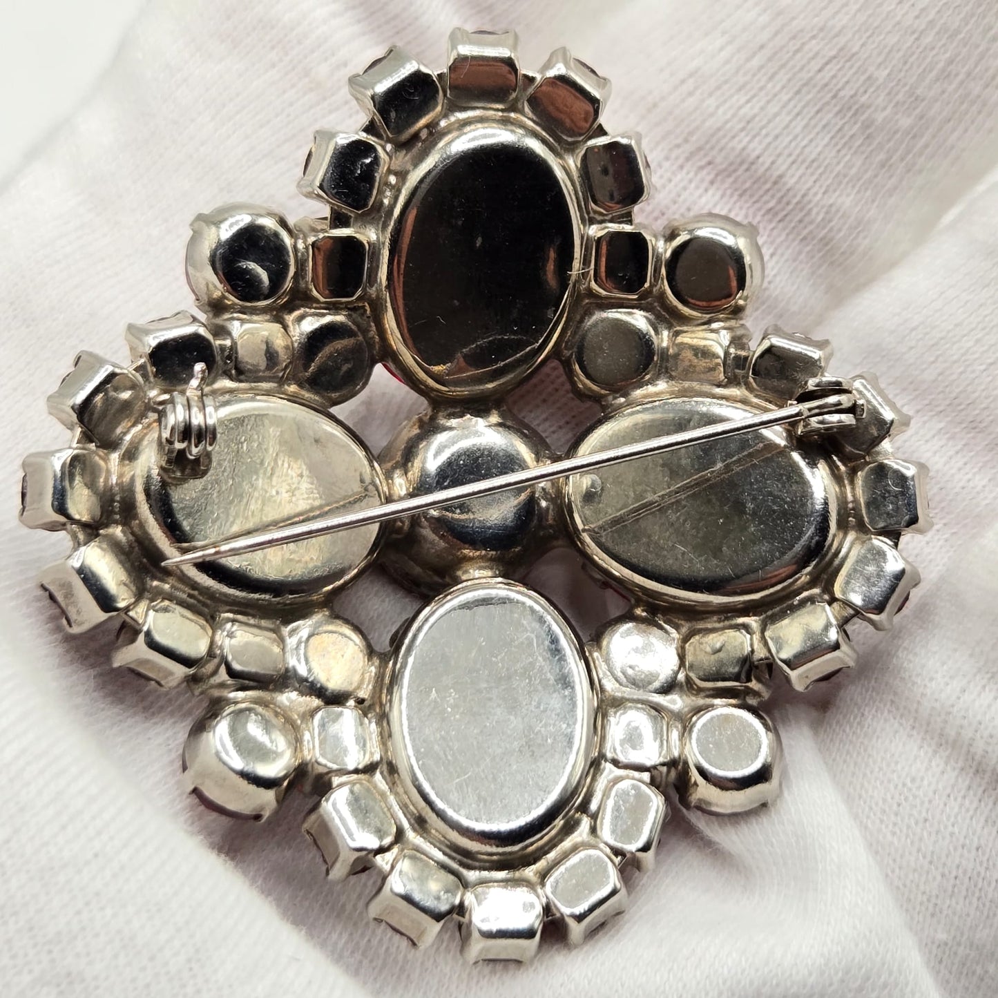 Vintage Ruby Garnet Rhinestones Cross silver tone designer runway Brooch pin