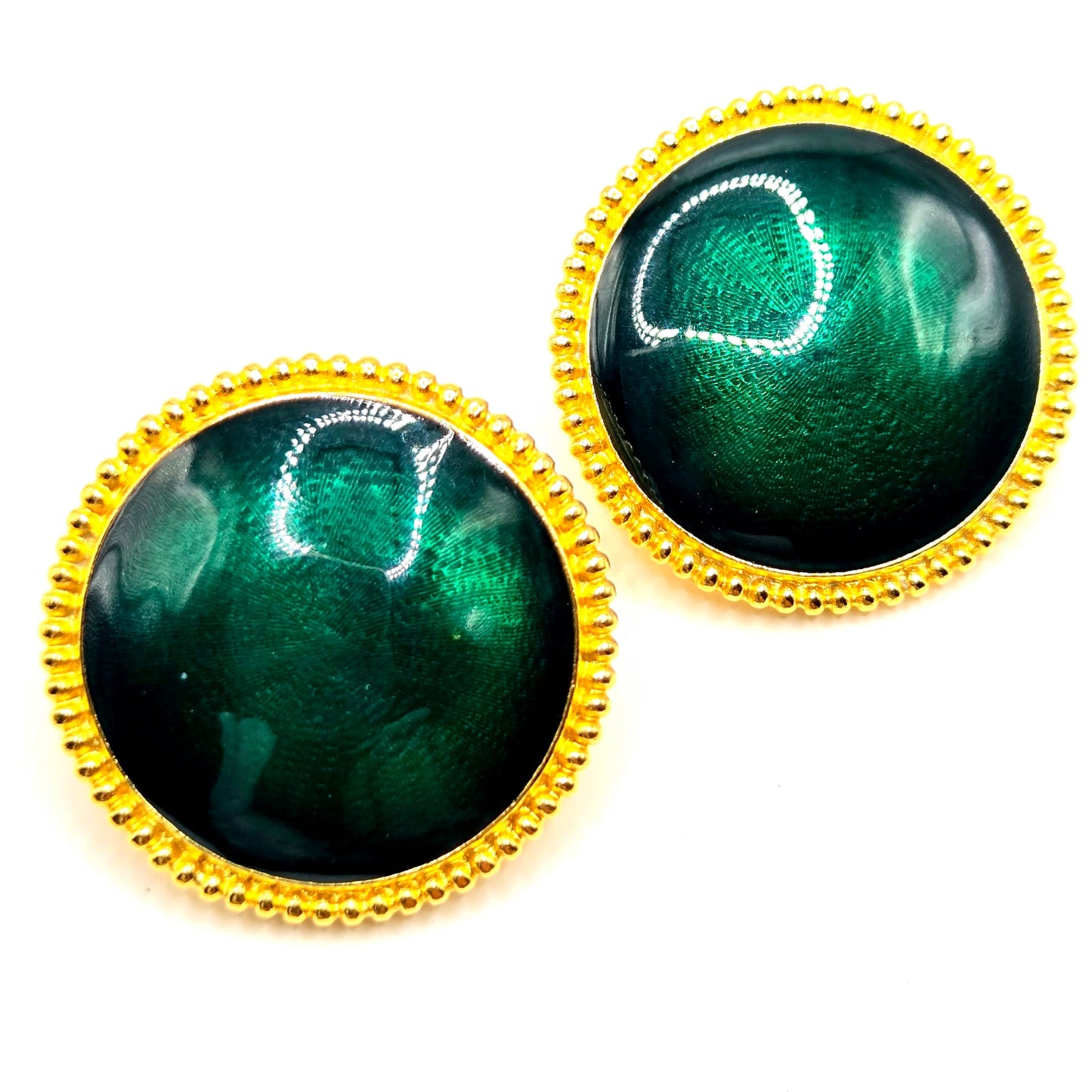 Vintage TRIFARI TM Large green enamel round gold tone clip on earrings