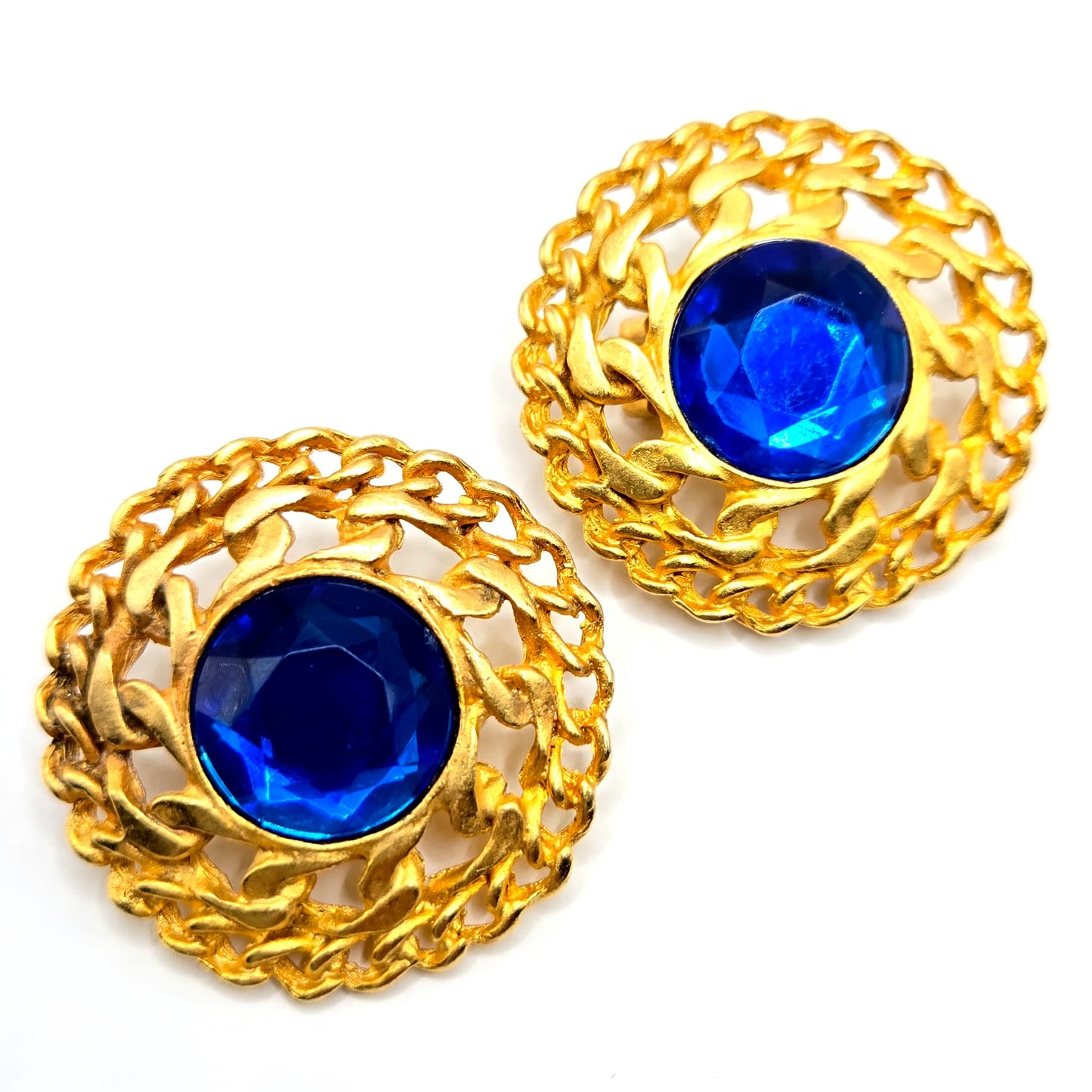 Vintage Huge Designer Runway Round Faux Blue sapphire Cabochon Chain Gold tone clip on earrings