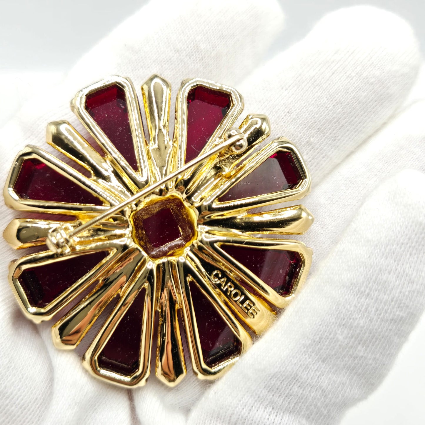 Vintage CAROLEE Maltese Cross Ruby Red Glass, Rhinestones gold tone open back Brooch pin