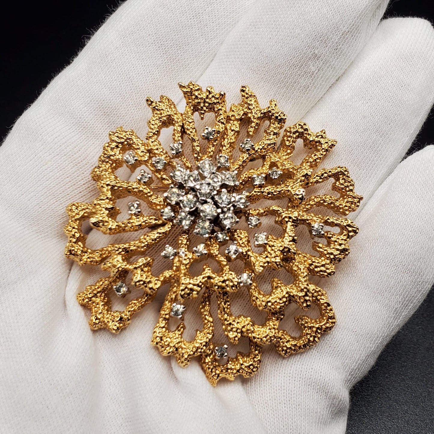 Vintage PANETTA Large Flower Shaped Brooch Pin, Gold Tone, Rhinestone