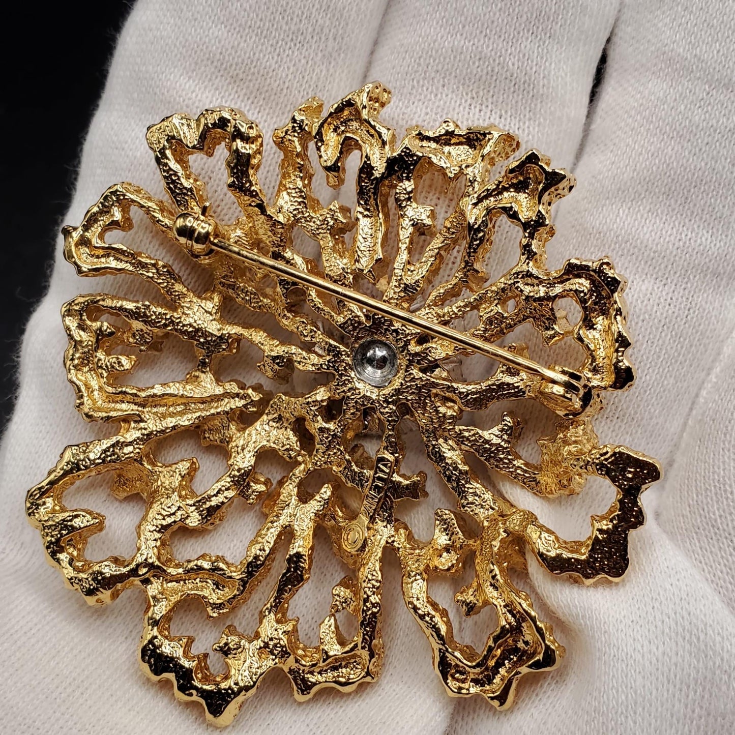 Vintage PANETTA Large Flower Shaped Brooch Pin, Gold Tone, Rhinestone
